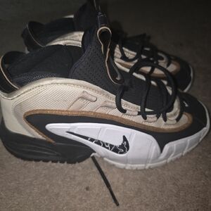 Nike Air Penny 2 Retro - Black/Sanddrift Wheat - Penny Hardaway - Size 6.5Y